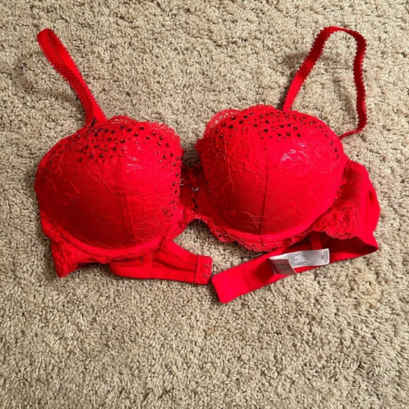 Victoria secrets CRYSTAL EMBELLISHED Dream Angels Bra 34C Like New - Picture 2 of 3